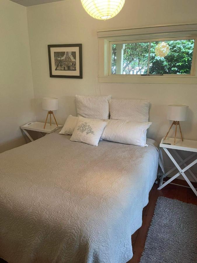 Brony'S Beachfront-Short And Long Term Stays Porirua Exterior foto