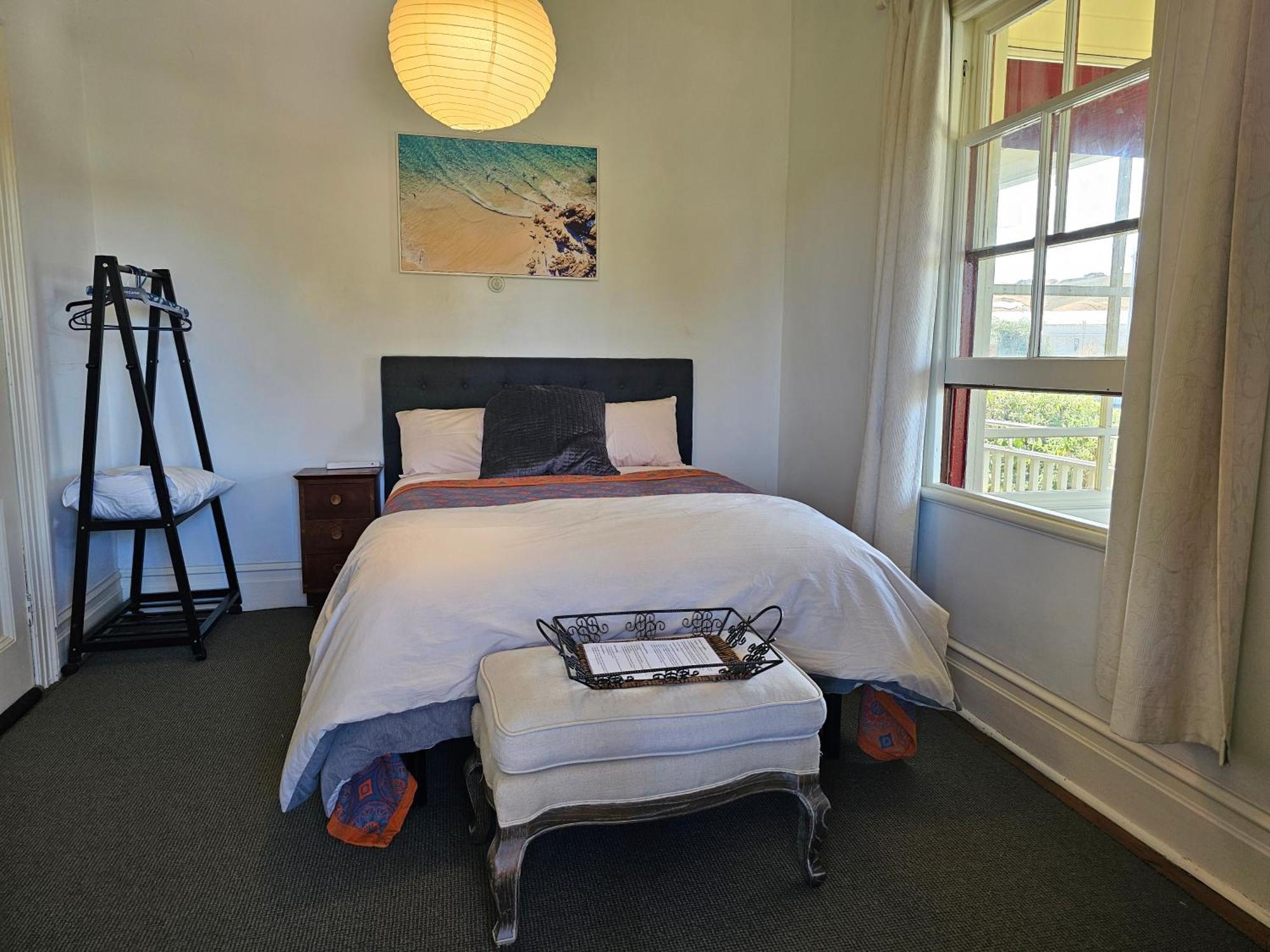 Brony'S Beachfront-Short And Long Term Stays Porirua Exterior foto